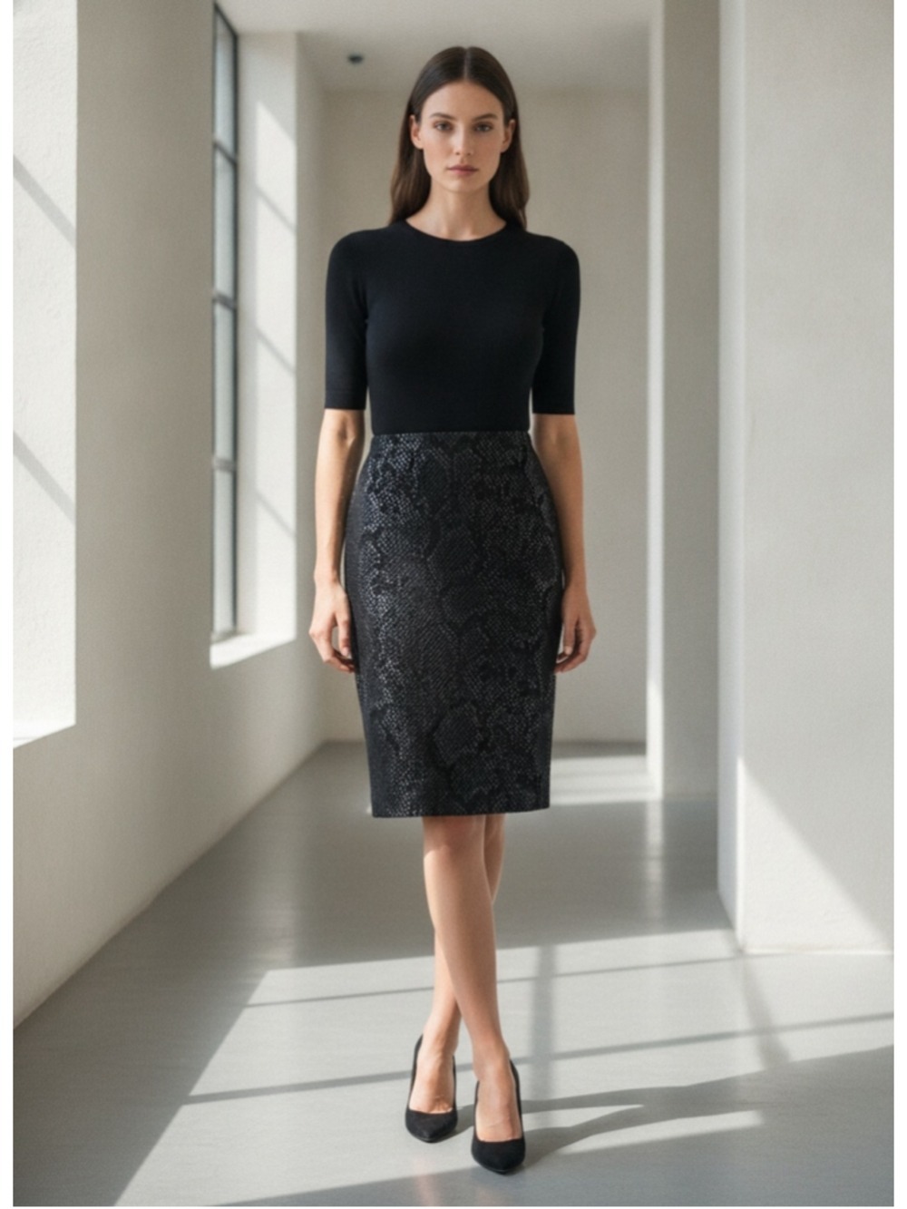 A. Byer Snake Print Pencil Skirt Women's Size L Black